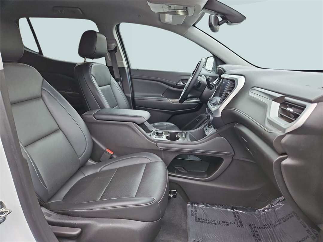 2023 GMC Acadia SLT - Image 27