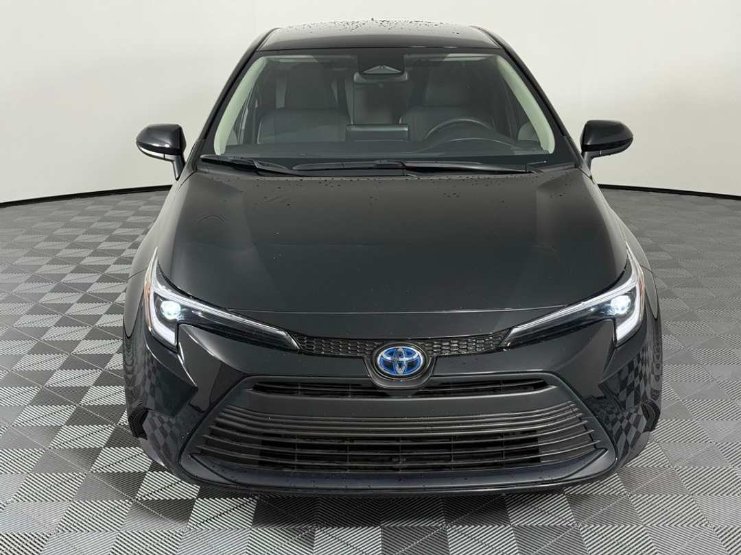 2024 Toyota Corolla LE - Image 2