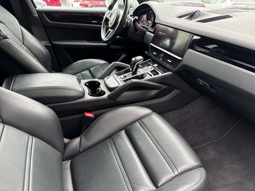 2021 Porsche Cayenne Base - Image 15