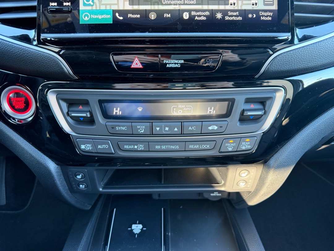 2026 Honda Ridgeline Black Edition - Image 24