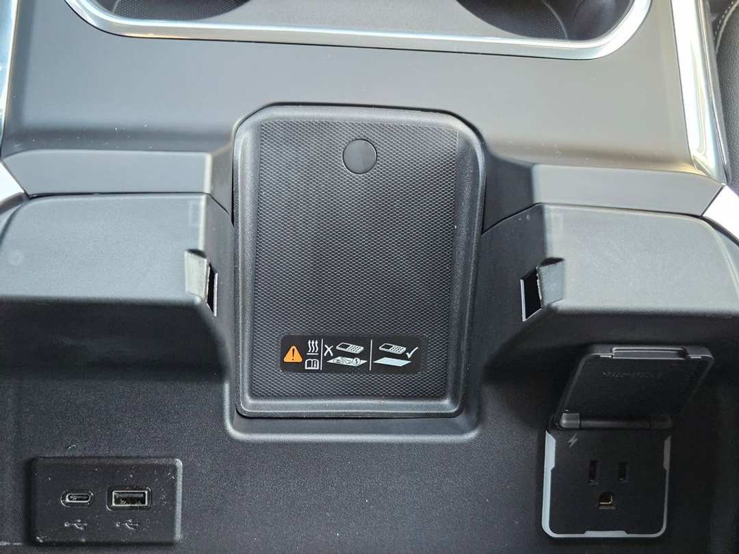 2026 Chevrolet Silverado 2500Hd LTZ - Image 28