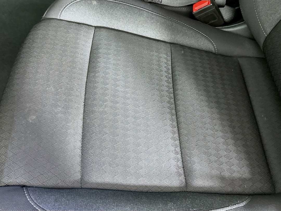 2023 Chevrolet Silverado 1500 LT - Image 20