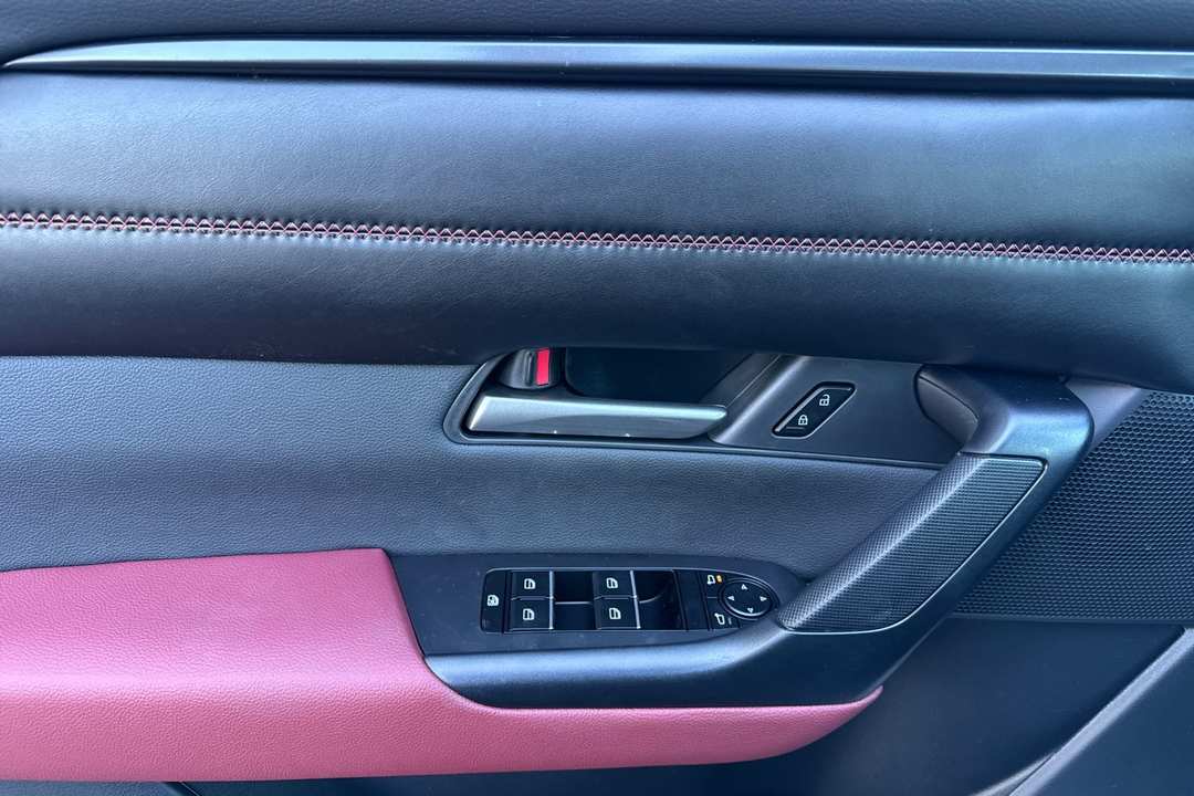 2026 MAZDA Cx-50 Premium - Image 11