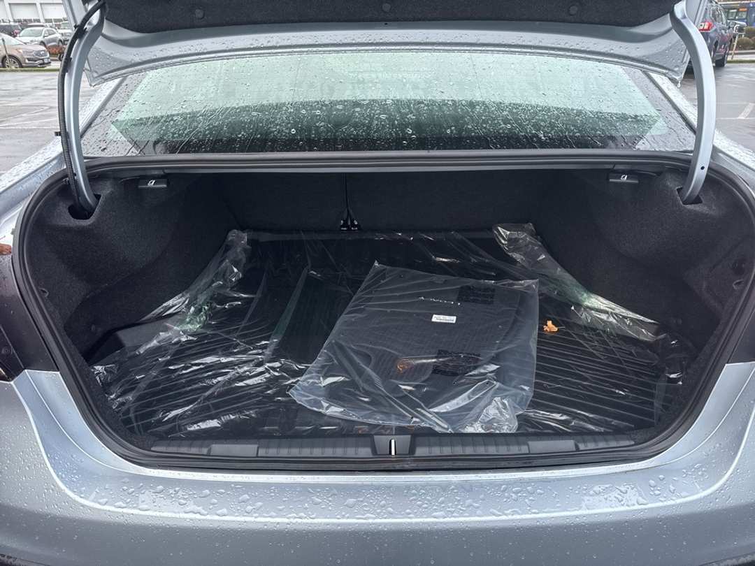 2025 Subaru Legacy Premium - Image 19