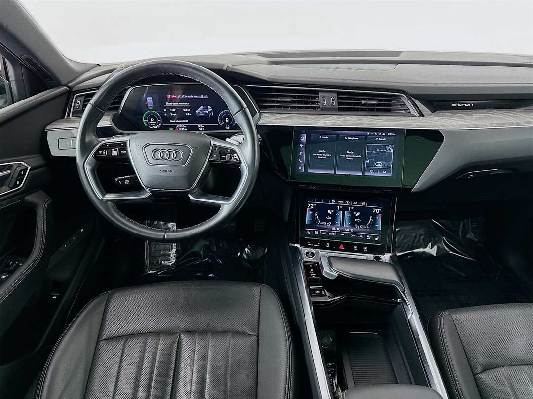 2022 Audi E-Tron Premium Plus - Image 24