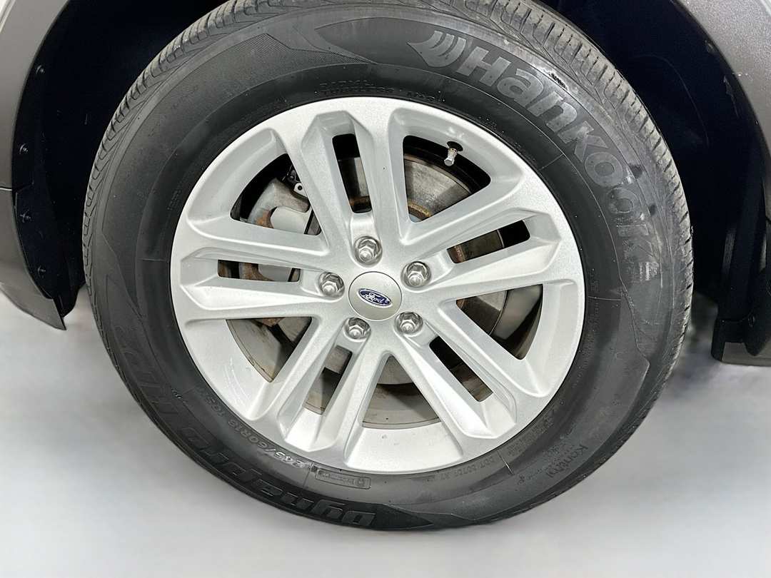 2015 Ford Explorer Base - Image 29