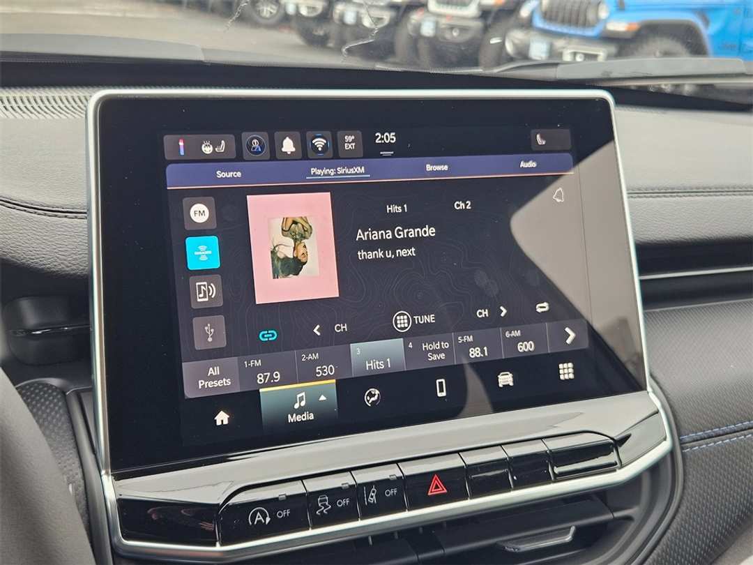 2026 Jeep Compass Latitude - Image 20