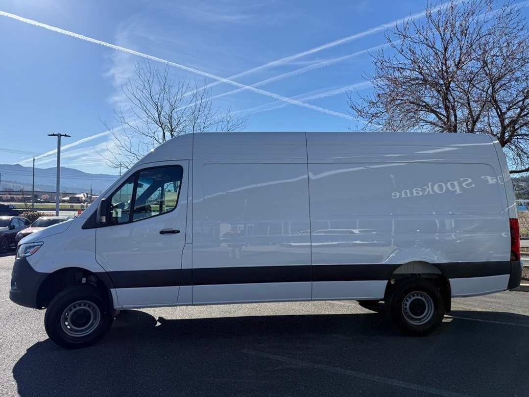2026 Mercedes-Benz Sprinter 2500 Cargo 170 WB - Image 3