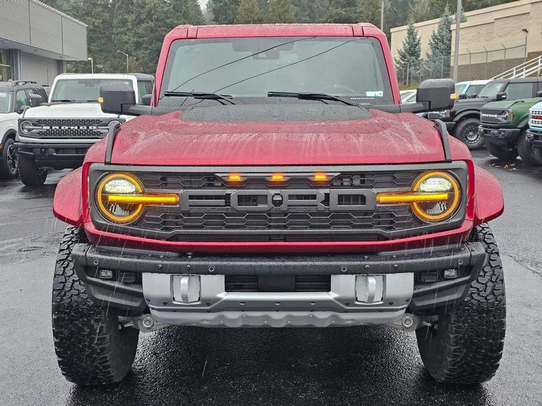 2025 Ford Bronco Raptor - Image 2