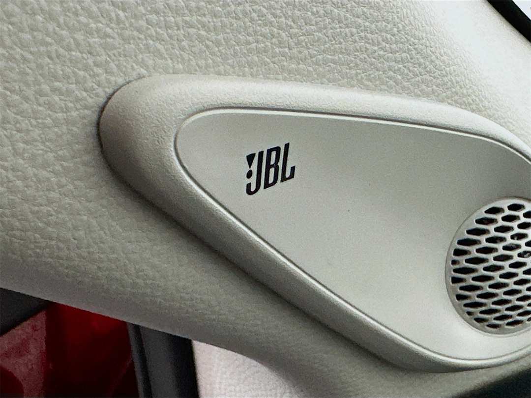 2026 Toyota Corolla Cross XLE - Image 19