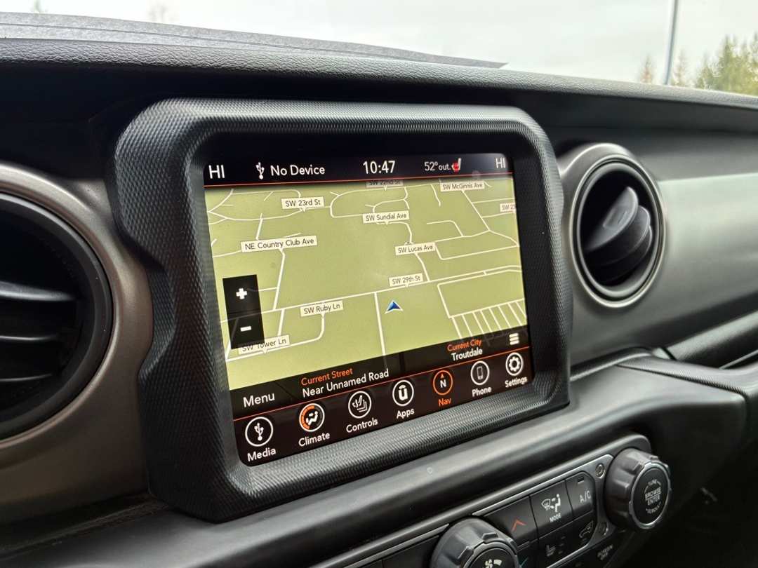 2021 Jeep Wrangler Unlimited Willys - Image 17