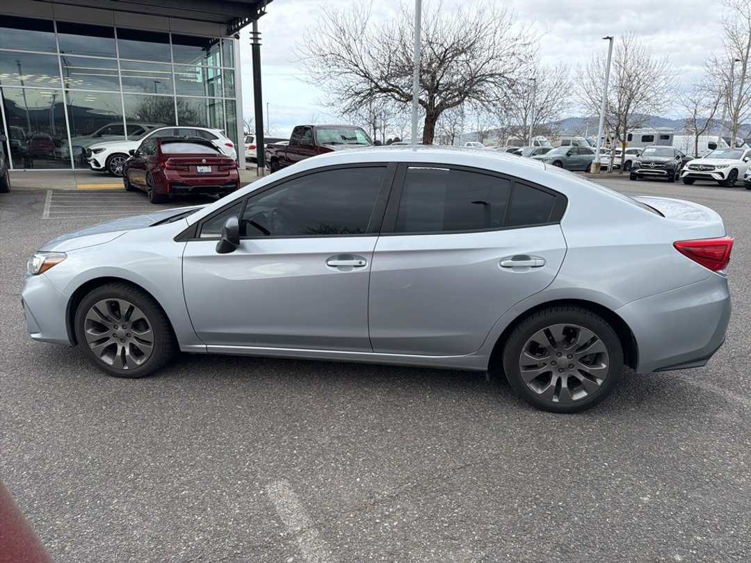 2019 Subaru Impreza 2.0i - Image 4