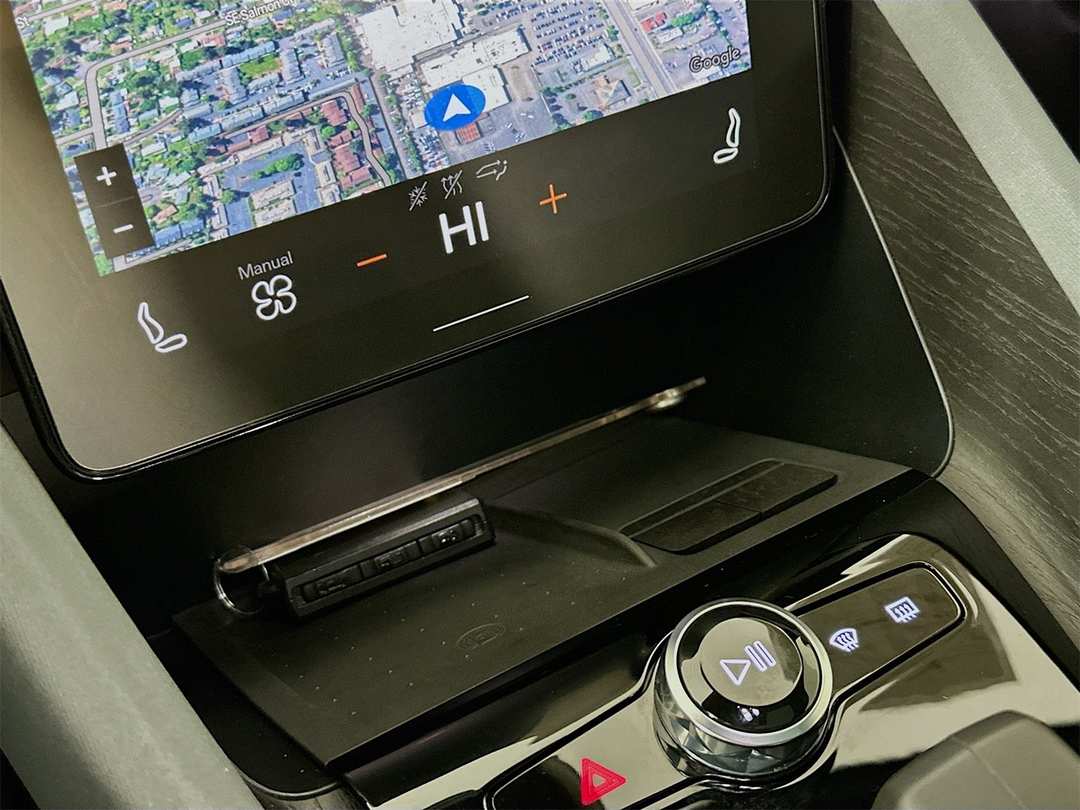 2023 Polestar 2 Long Range Dual Motor - Image 16