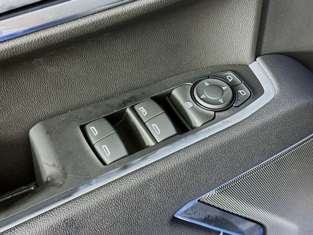 2026 Chevrolet Silverado 1500 LT - Image 19