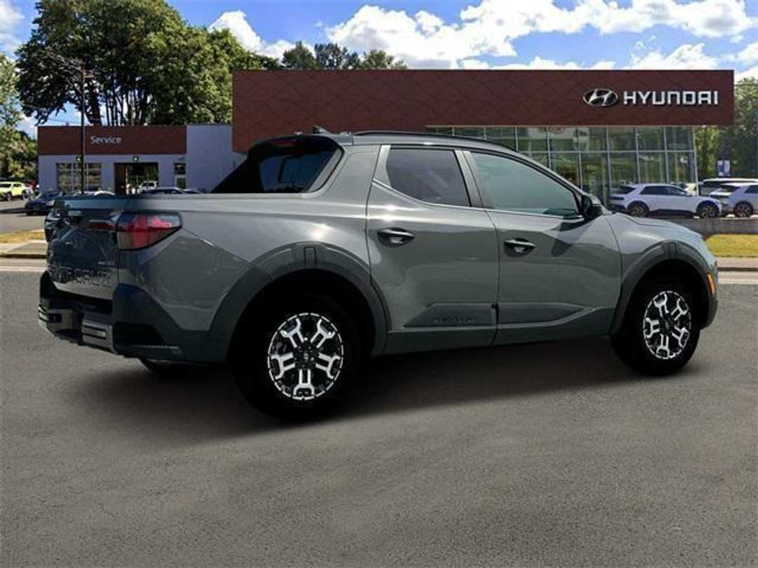 2026 Hyundai Santa Cruz XRT - Image 8