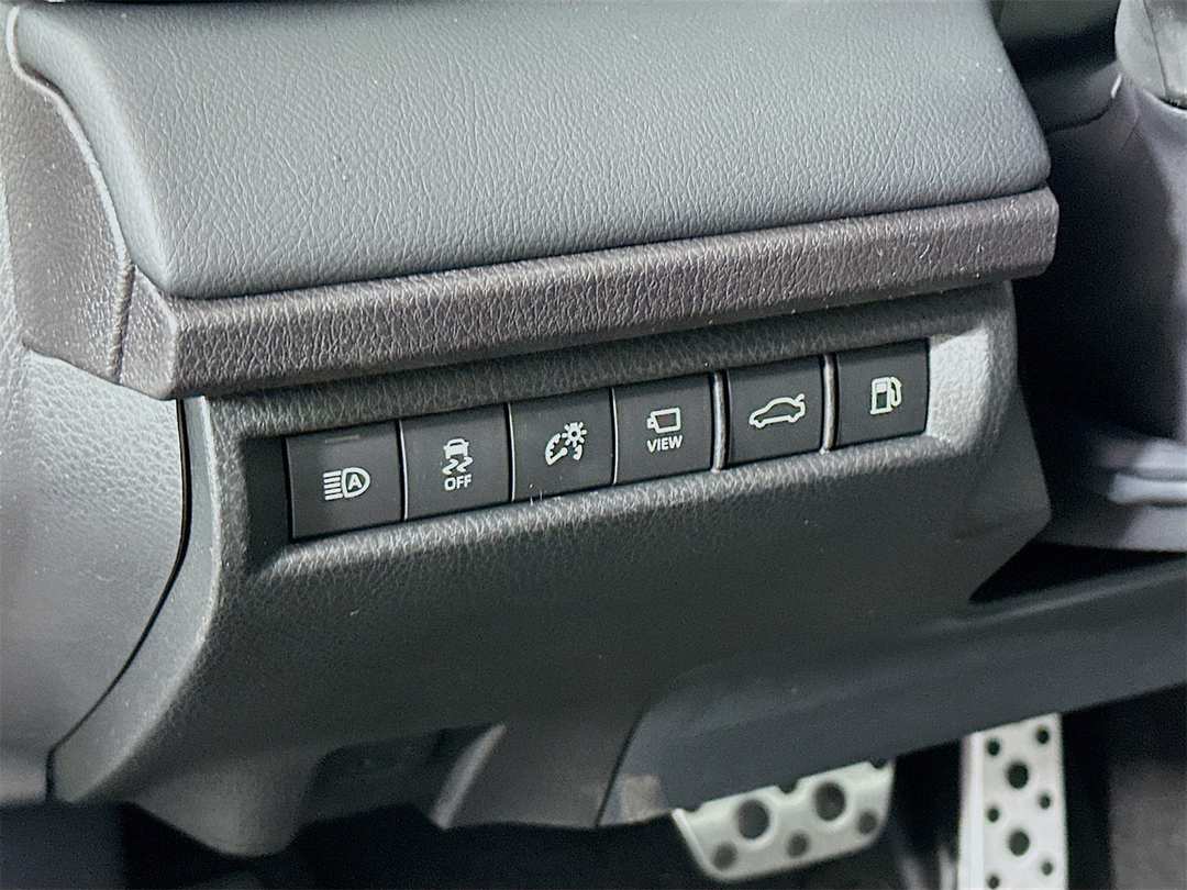 2026 Toyota Camry XSE - Image 10