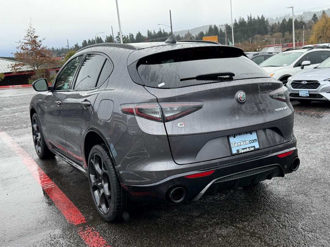 2026 Alfa Romeo Stelvio - Image 6