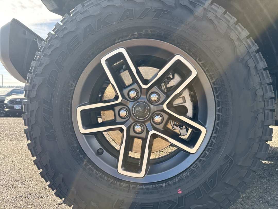 2026 Jeep Gladiator Mojave - Image 10