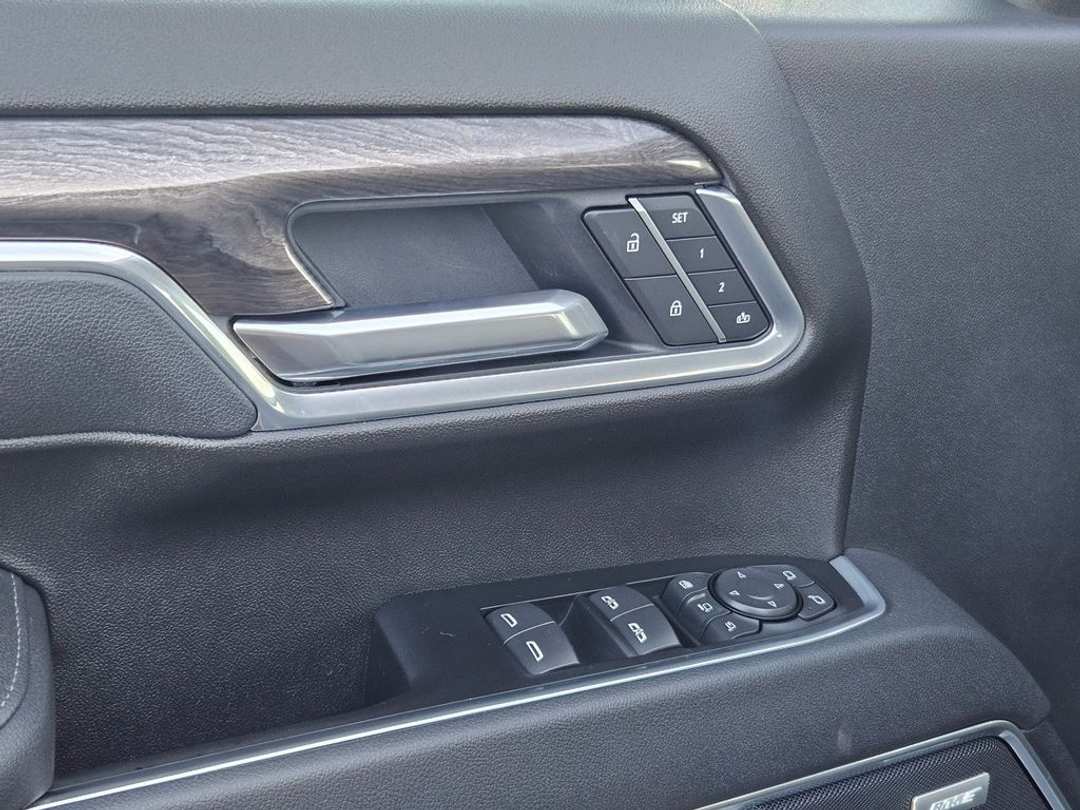 2026 Chevrolet Silverado 2500Hd LTZ - Image 11