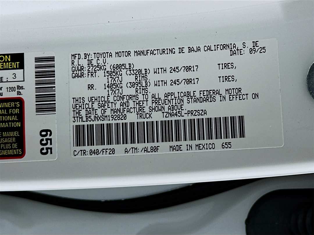 2025 Toyota Tacoma SR5 - Image 31