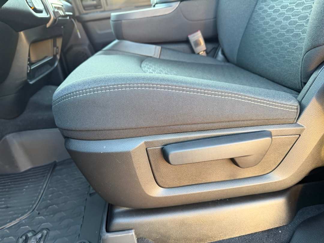 2026 Ram 2500 Tradesman - Image 12