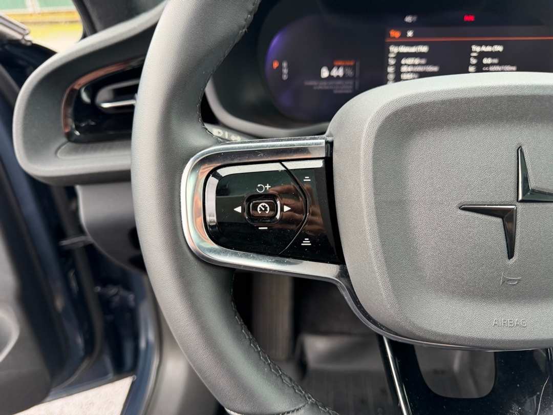 2022 Polestar 2 Long Range Dual Motor - Image 19