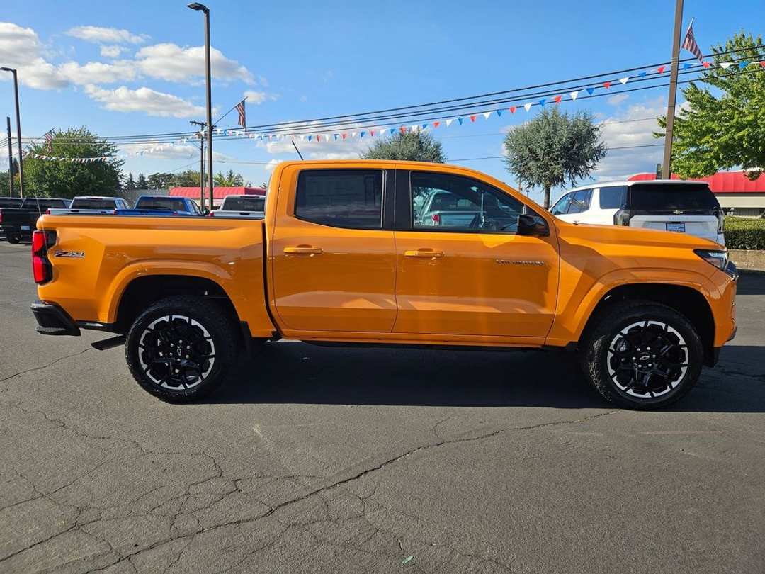 2026 Chevrolet Colorado Z71 - Image 7