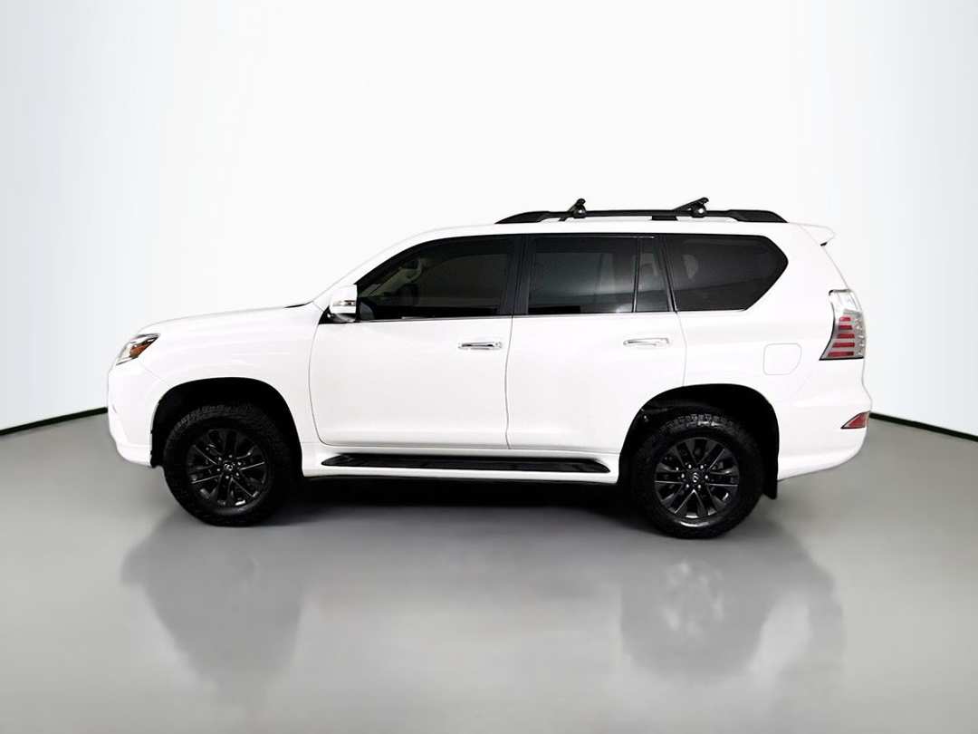 2020 Lexus GX 460 - Image 2