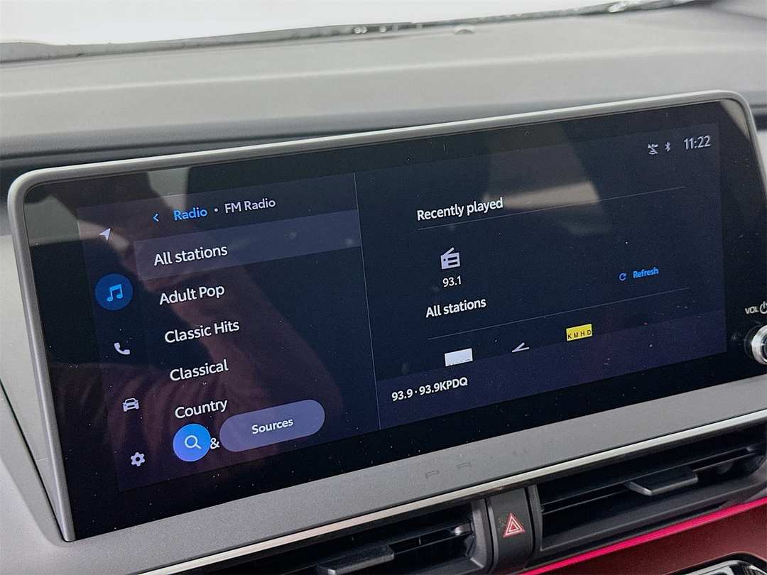 2026 Toyota Prius XSE Premium - Image 15