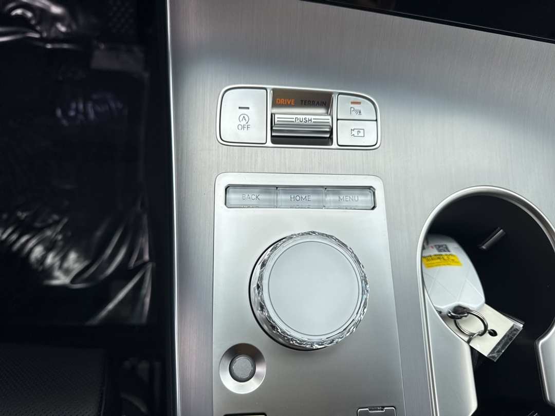 2026 Genesis Gv70 2.5T Advanced - Image 27