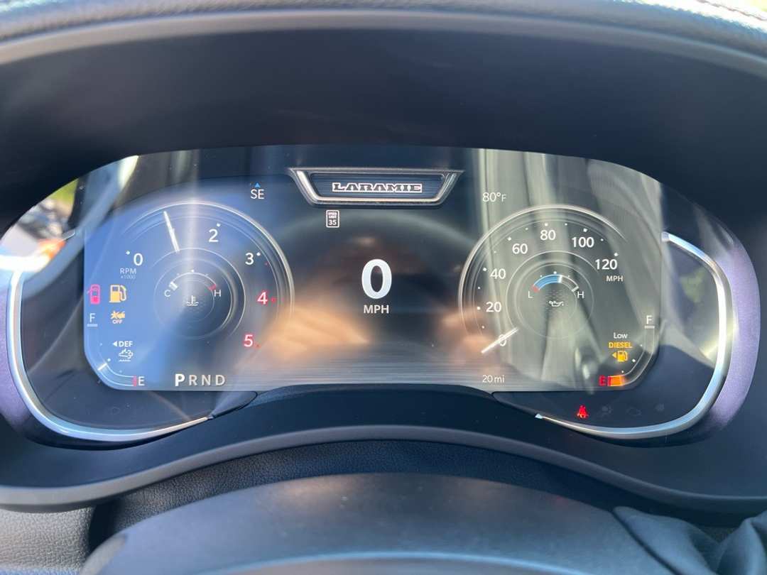 2026 Ram 2500 Laramie - Image 18