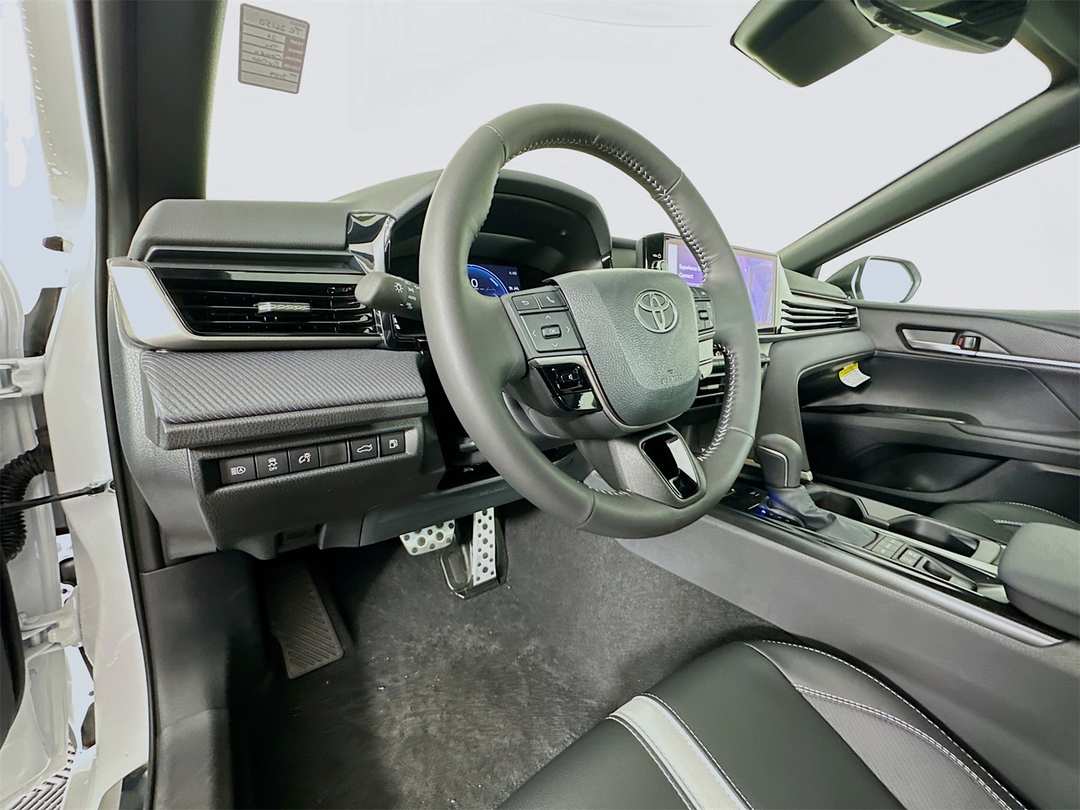 2026 Toyota Camry SE Nightshade - Image 24