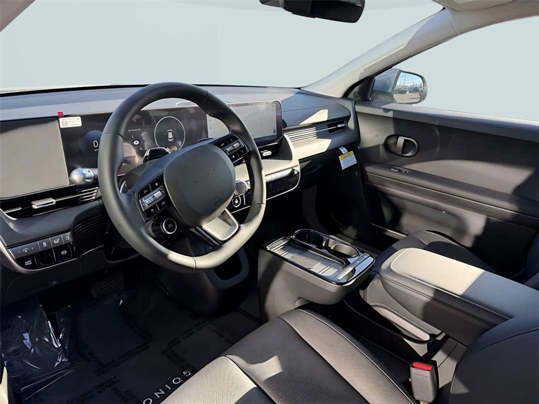 2026 Hyundai Ioniq 5 SEL - Image 15