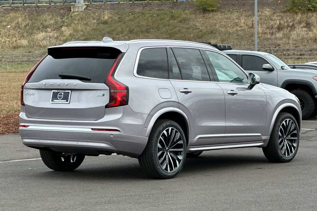 2026 Volvo Xc90 B6 Plus 7Seater - Image 3