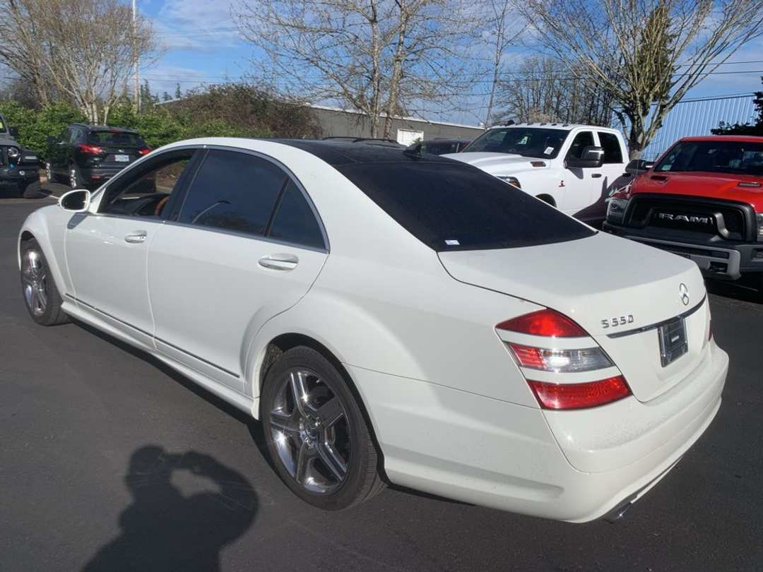 2009 Mercedes-Benz S-Class S 550 - Image 2