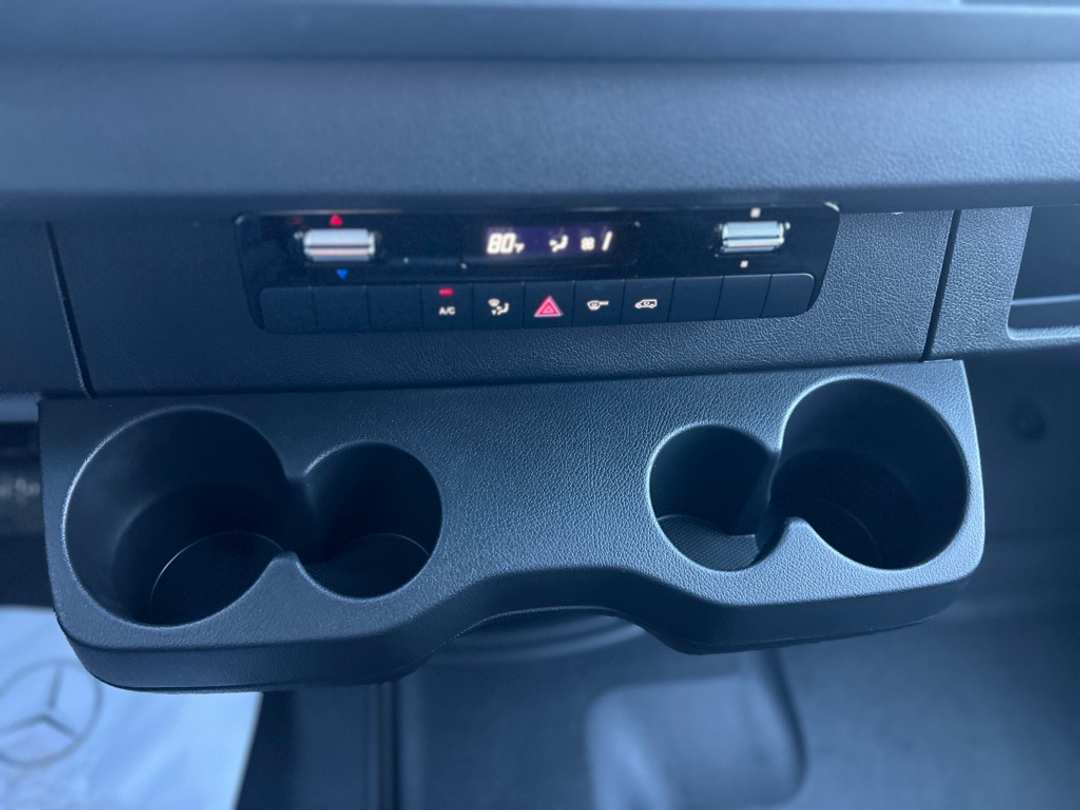 2024 Mercedes-Benz Sprinter 3500 Cargo 170 WB - Image 37