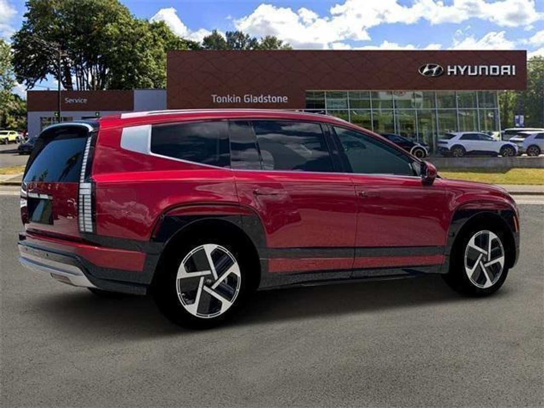 2026 Hyundai Ioniq 9 Performance Limited - Image 8