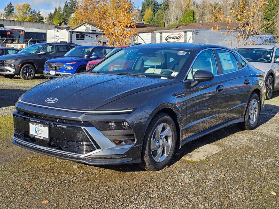 2026 Hyundai Sonata SE - Image 3