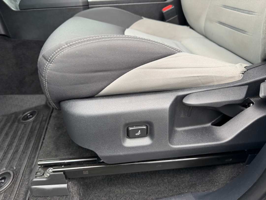 2024 Toyota Tacoma TRD OffRoad - Image 13