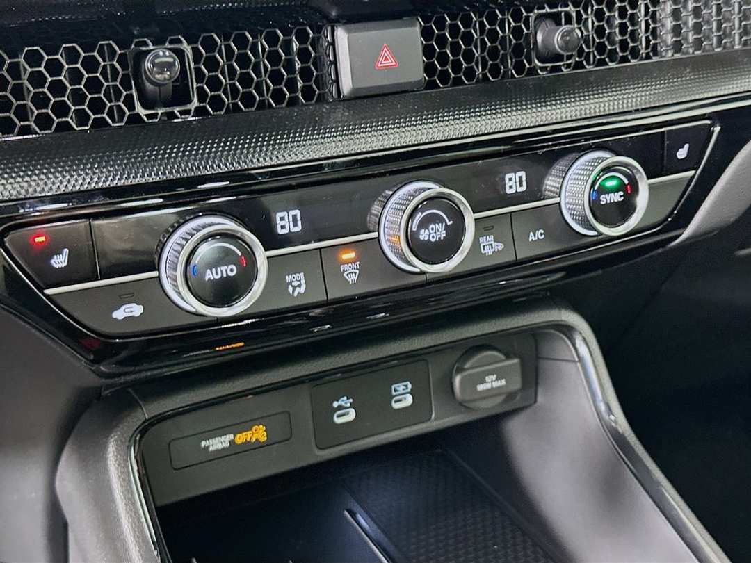 2026 Honda CR-V Sport Touring - Image 16