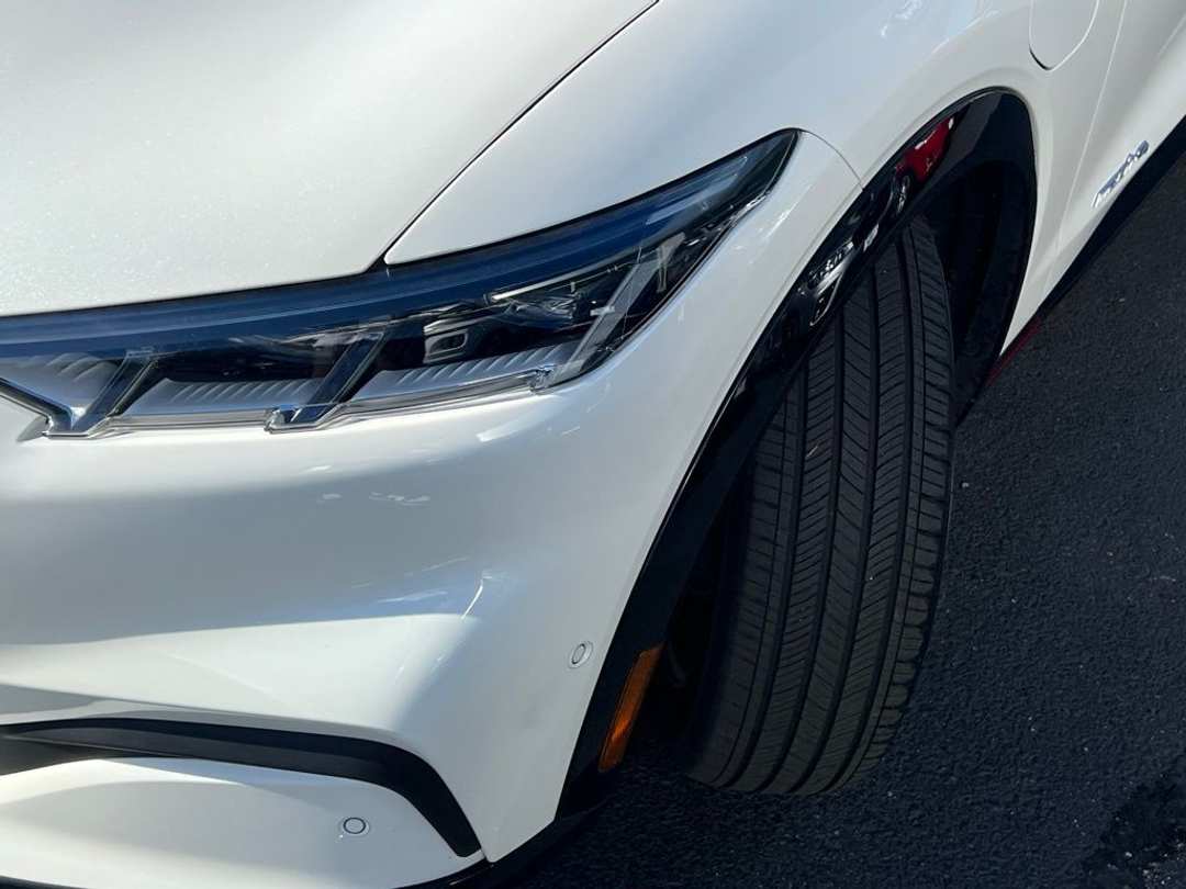 2023 Ford Mustang Mach-E Premium - Image 3