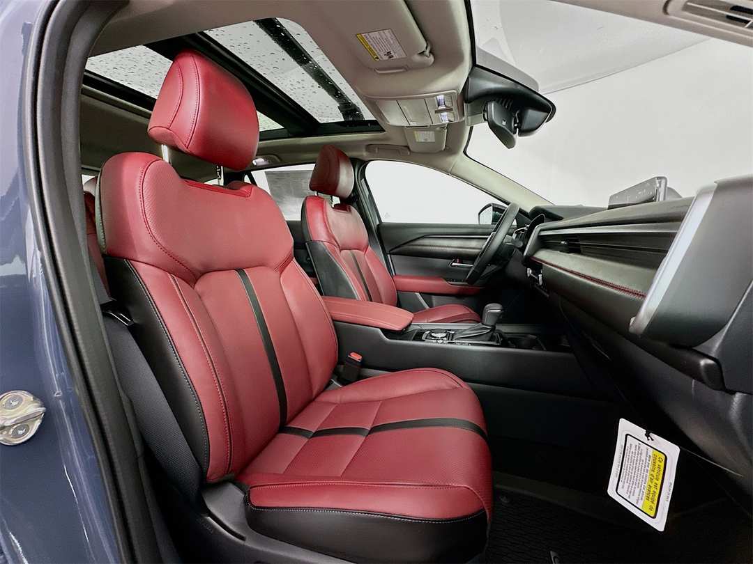 2026 MAZDA Cx-50 Premium - Image 30