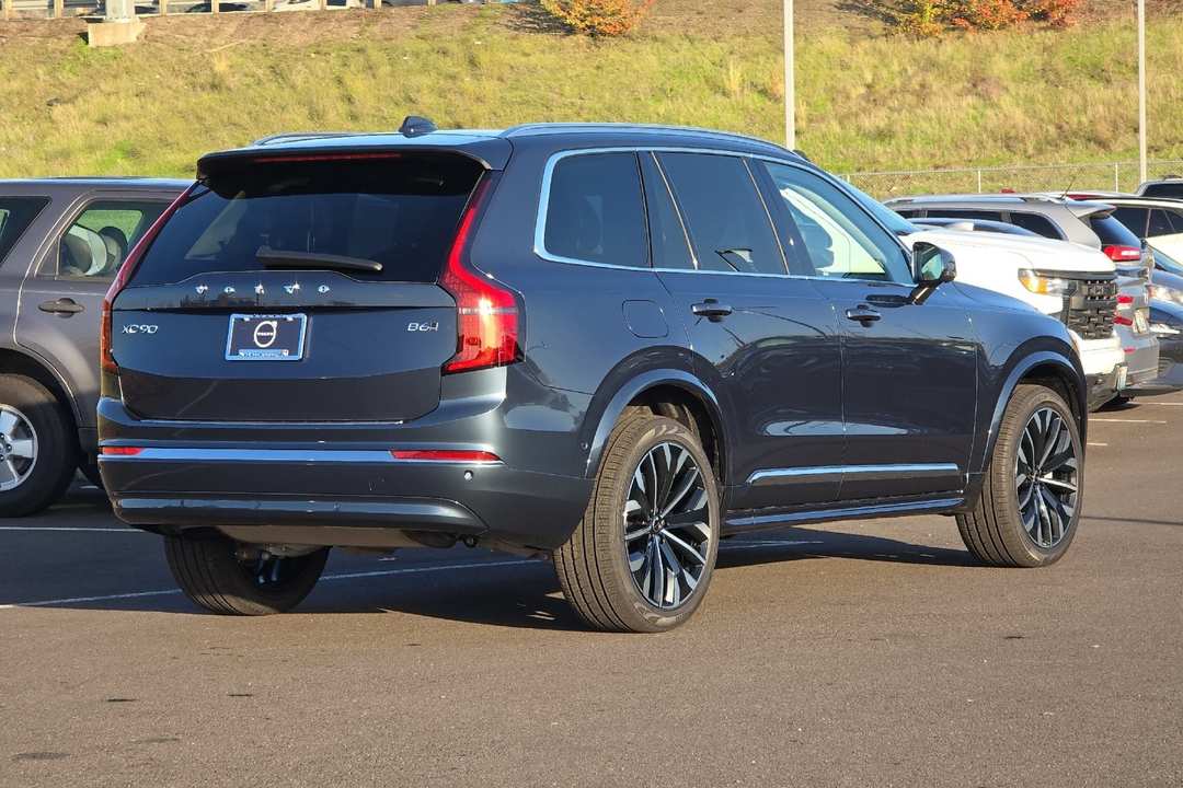 2026 Volvo Xc90 B6 Plus 7Seater - Image 3