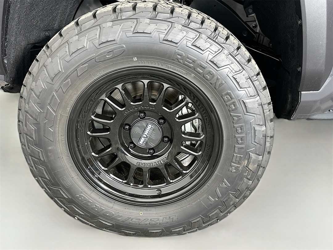 2025 Toyota Tacoma TRD OffRoad - Image 31