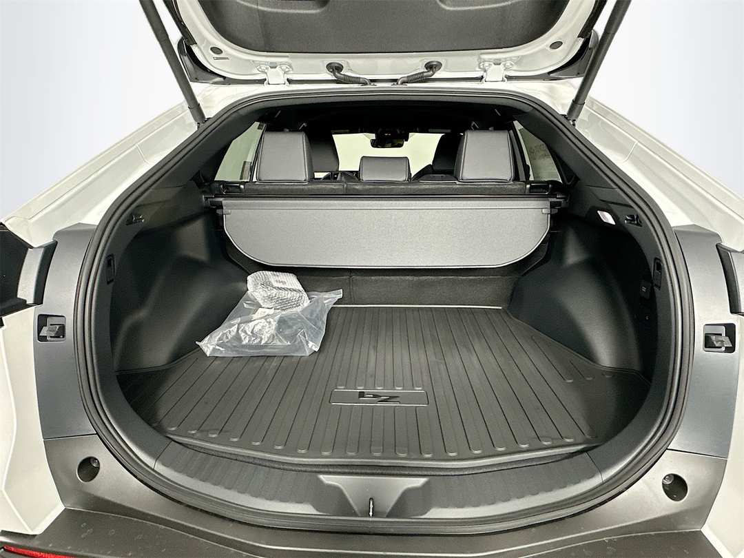 2026 Toyota Bz XLE - Image 26