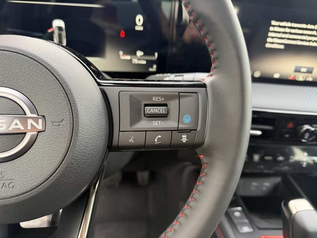 2026 Nissan Kicks SR - Image 20