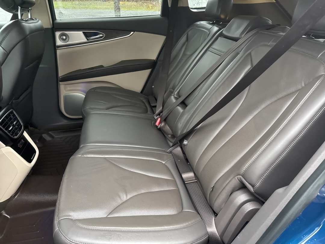 2020 Lincoln Nautilus Reserve - Image 17