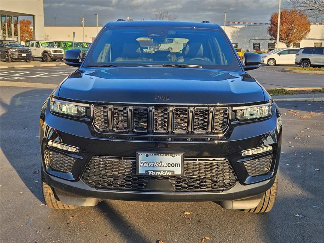 2025 Jeep Grand Cherokee Limited - Image 9