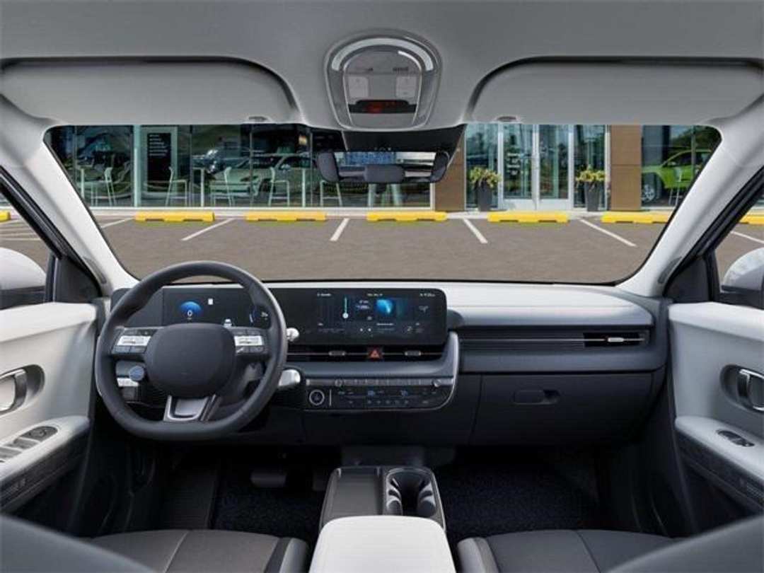 2026 Hyundai Ioniq 5 SE - Image 11