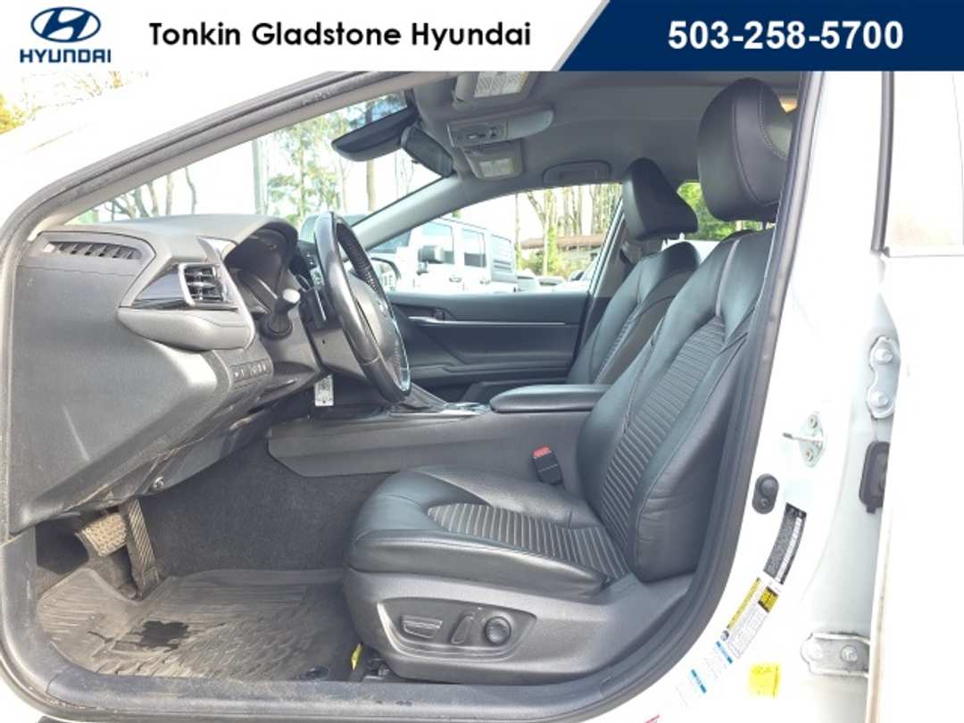 2021 Toyota Camry SE - Image 9